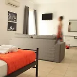 Apartament Krinis *